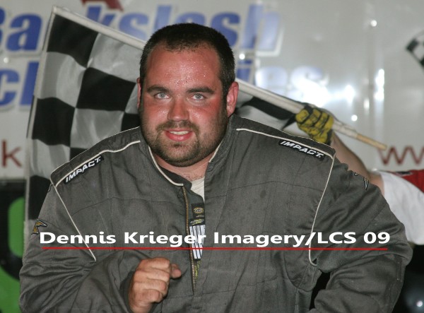 http://www.heartlandmotorsports.com/Dennis_Krieger/2009/Lee/07_31/Mueller%20wins%203%20Straight%20SC%20%20Dennis%20Krieger%20Imagery.JPG