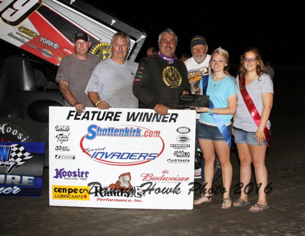 John Schulz celebrates his Sprint Invaders win at Eldon Raceway's "Super Half-mile" (Danny Howk Photo)