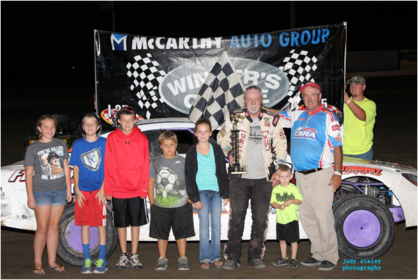 “Hollywood” Dean Wray #77, USRA Stock Car Feature Winner!