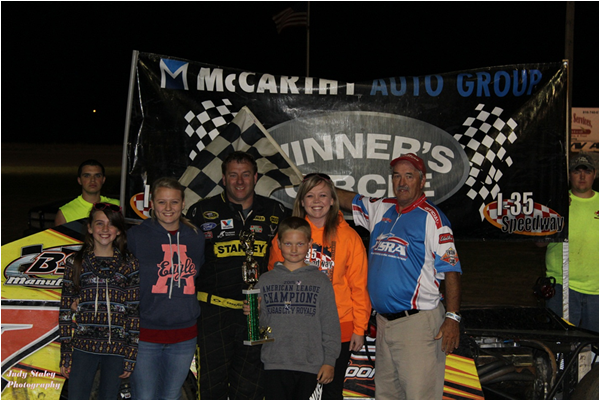 #7 “Little Dougie” Doug Keller, USRA B-Modified Feature Winner! Photo by Judy  Staley