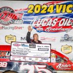 Phillips hangs on for USRA Heartland Modified Tour victory in Lucas Oil Speedway headliner